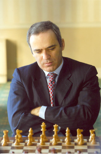 Photo: Garry Kasparov verses Deep Junior chess computer 6th match ends in  draw - 